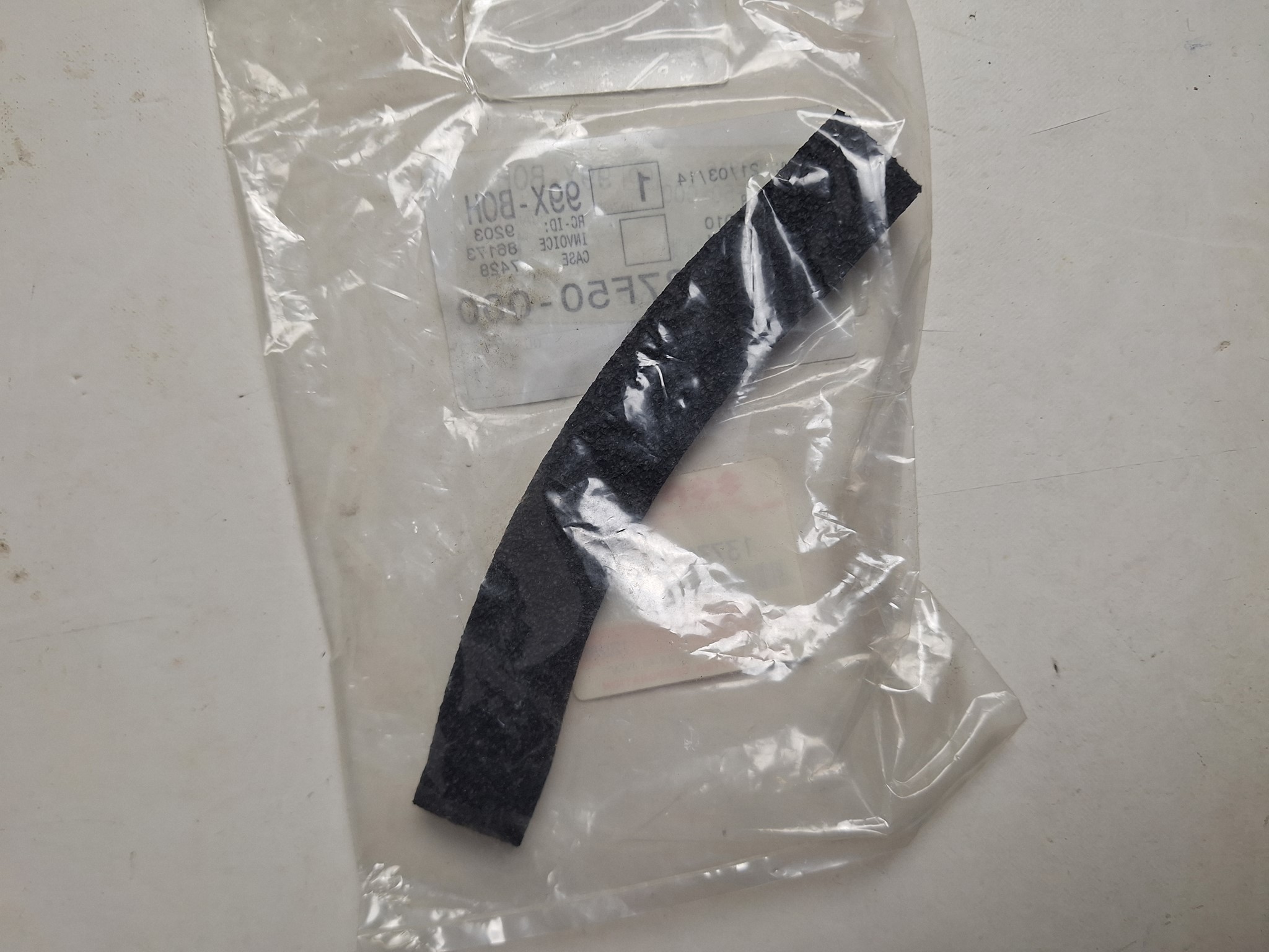 Picture of SUZUKI DAEMPFER 13736-37F50